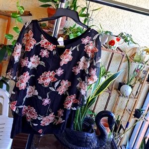 Gently Used Floral Blouse